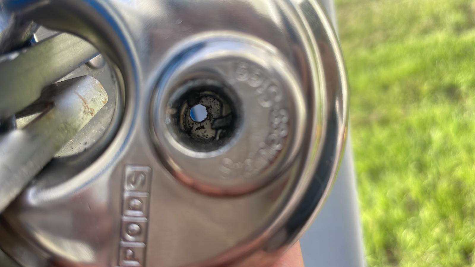 cut a lock in tom bean tx